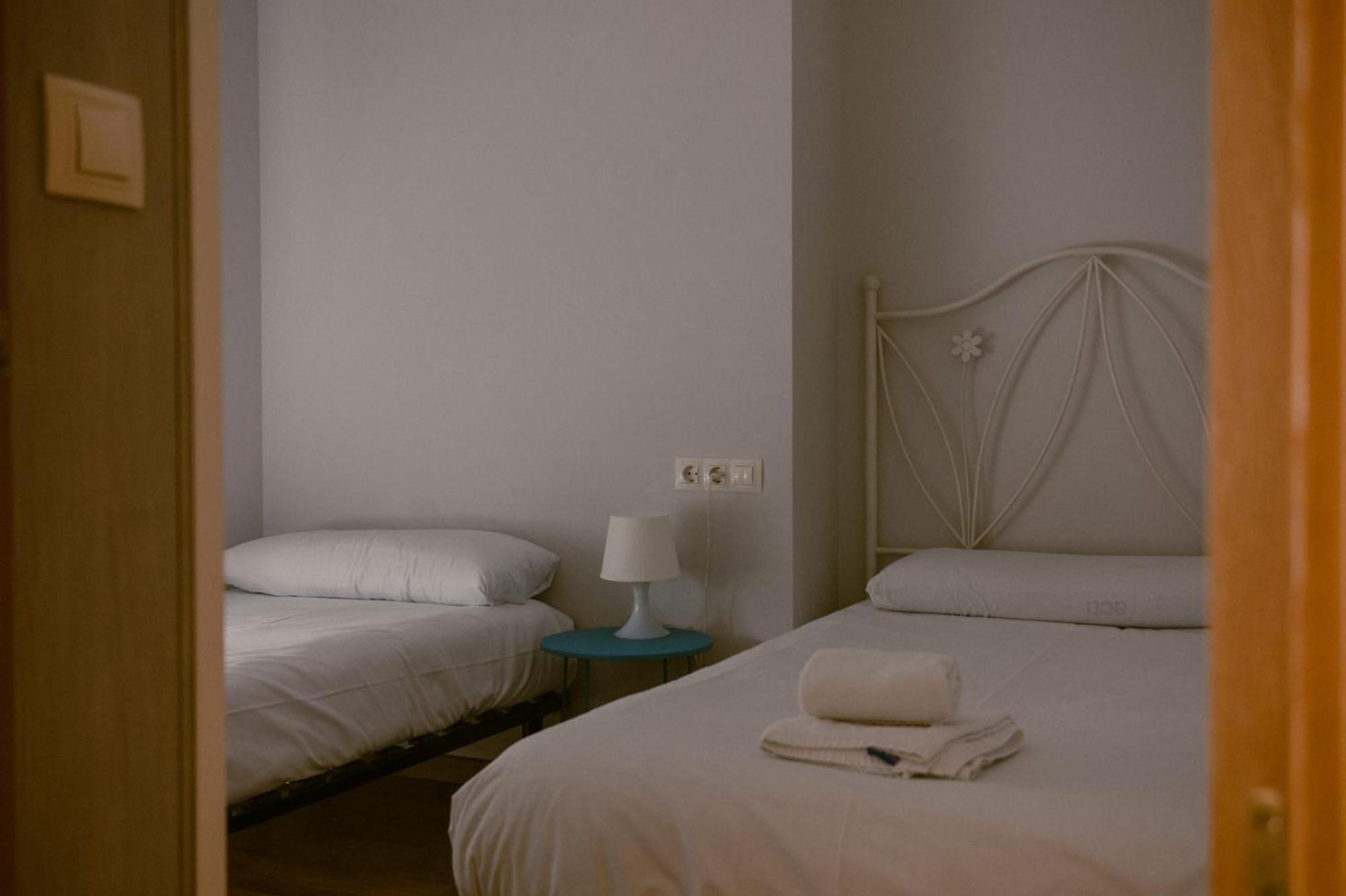 Espectacular Atico De 2 Dormitorios Con Garaje Y Terraza Privada De 30 M2 Albacete Bagian luar foto